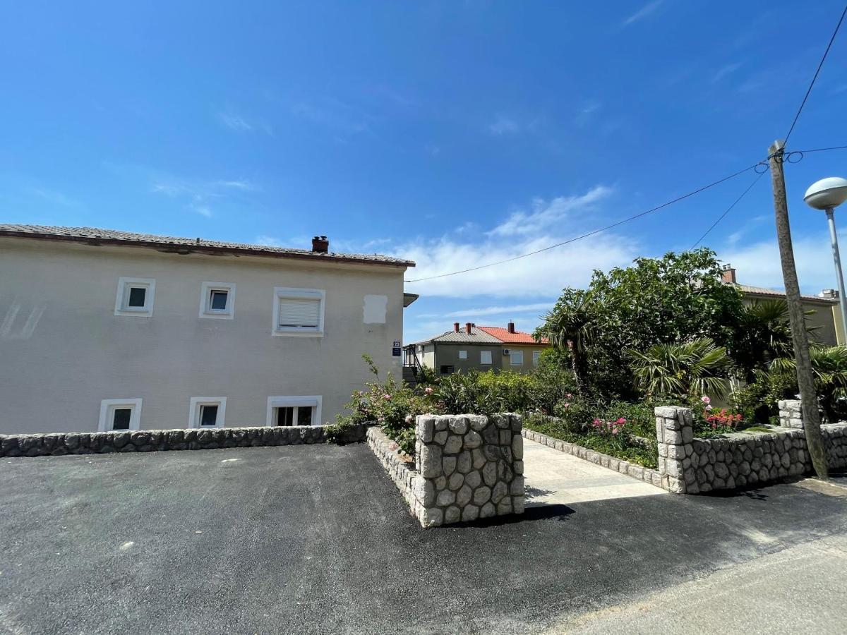 Adria Apartma